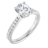 Liora | Oval