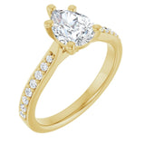 Liora | Pear