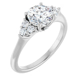 Lystrielle | Round